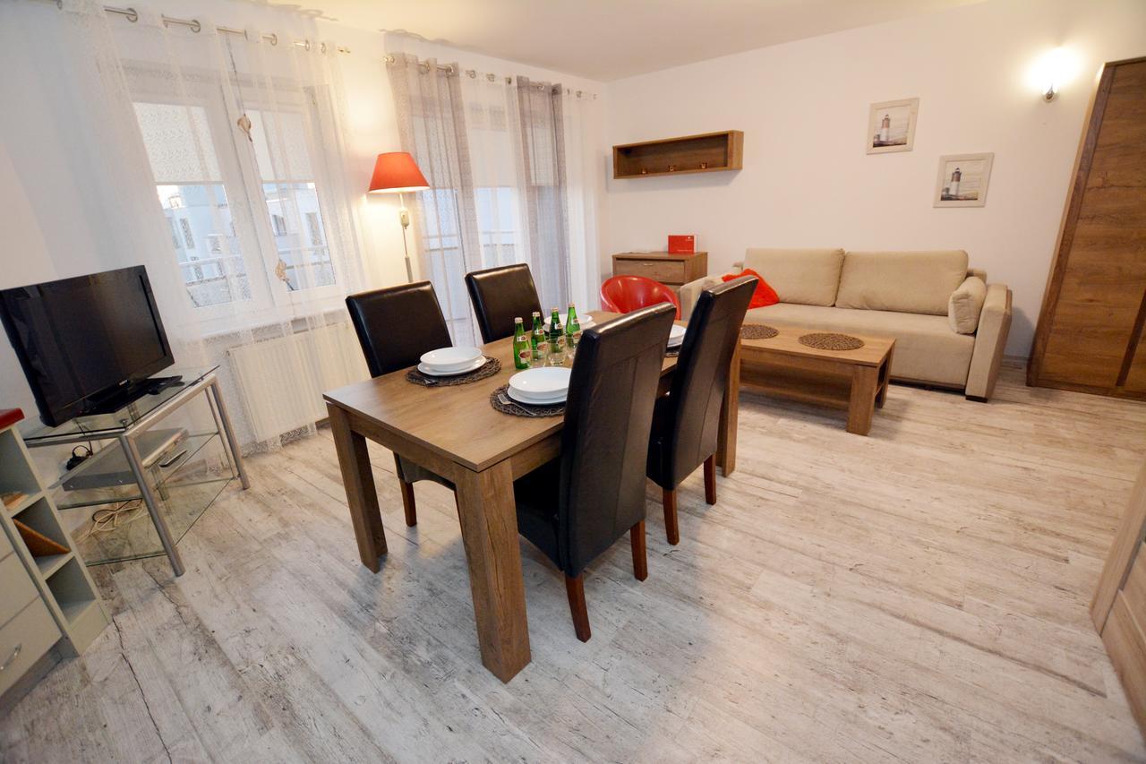Apartament Przy Latarni Morskiej Kołobrzeg Exterior foto